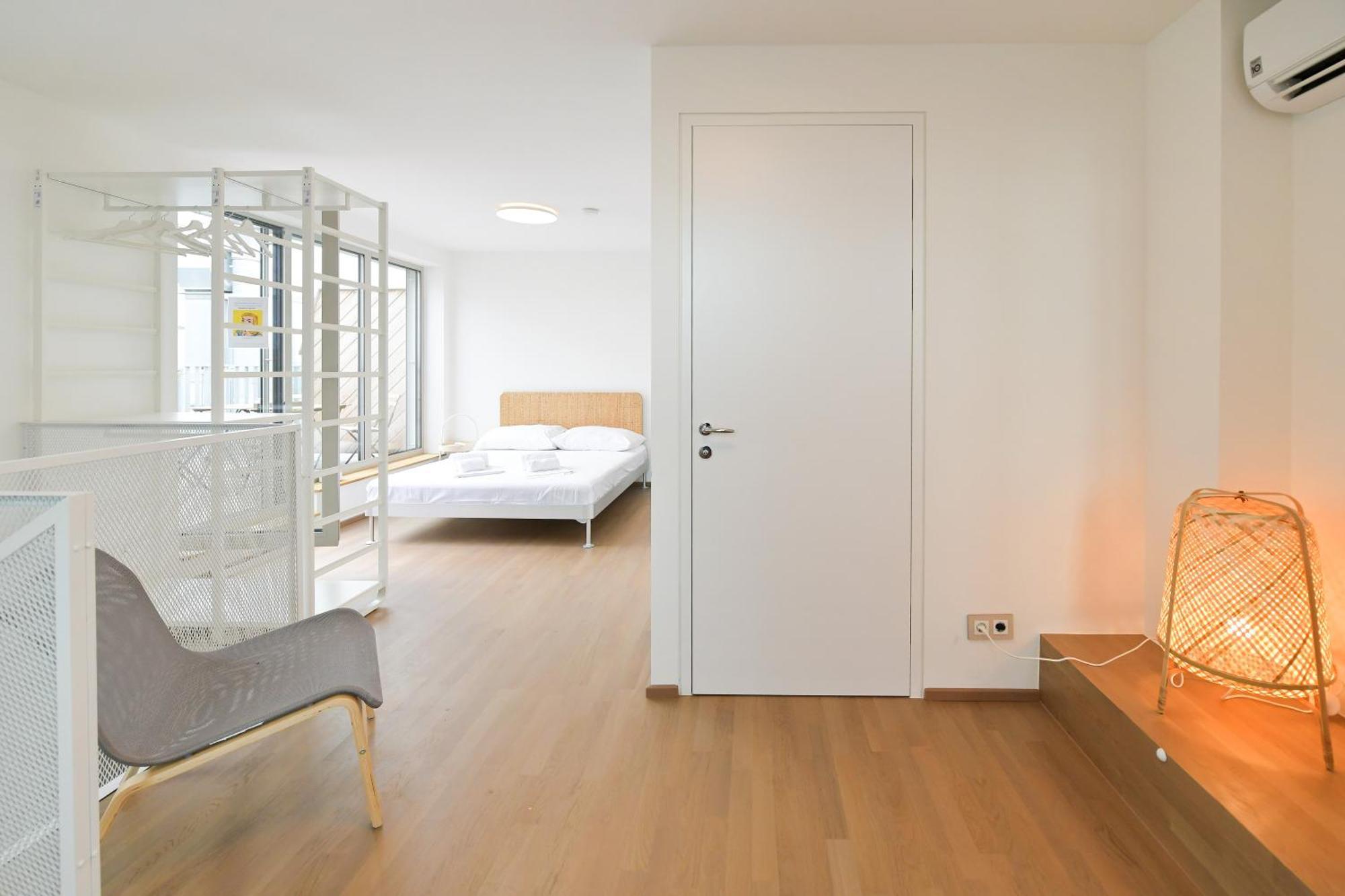 Julius 2 - Duplex 5 Mins To Center Appartement Wenen
